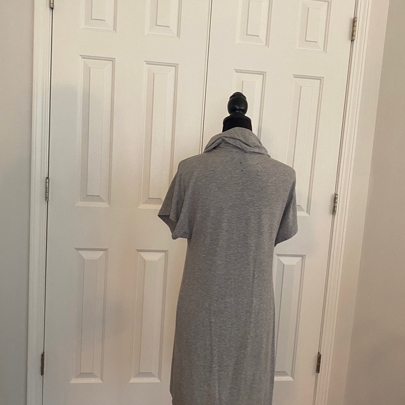 Lou and grey cowl neck T-shirt dress. Size small - Picture 4 of 7